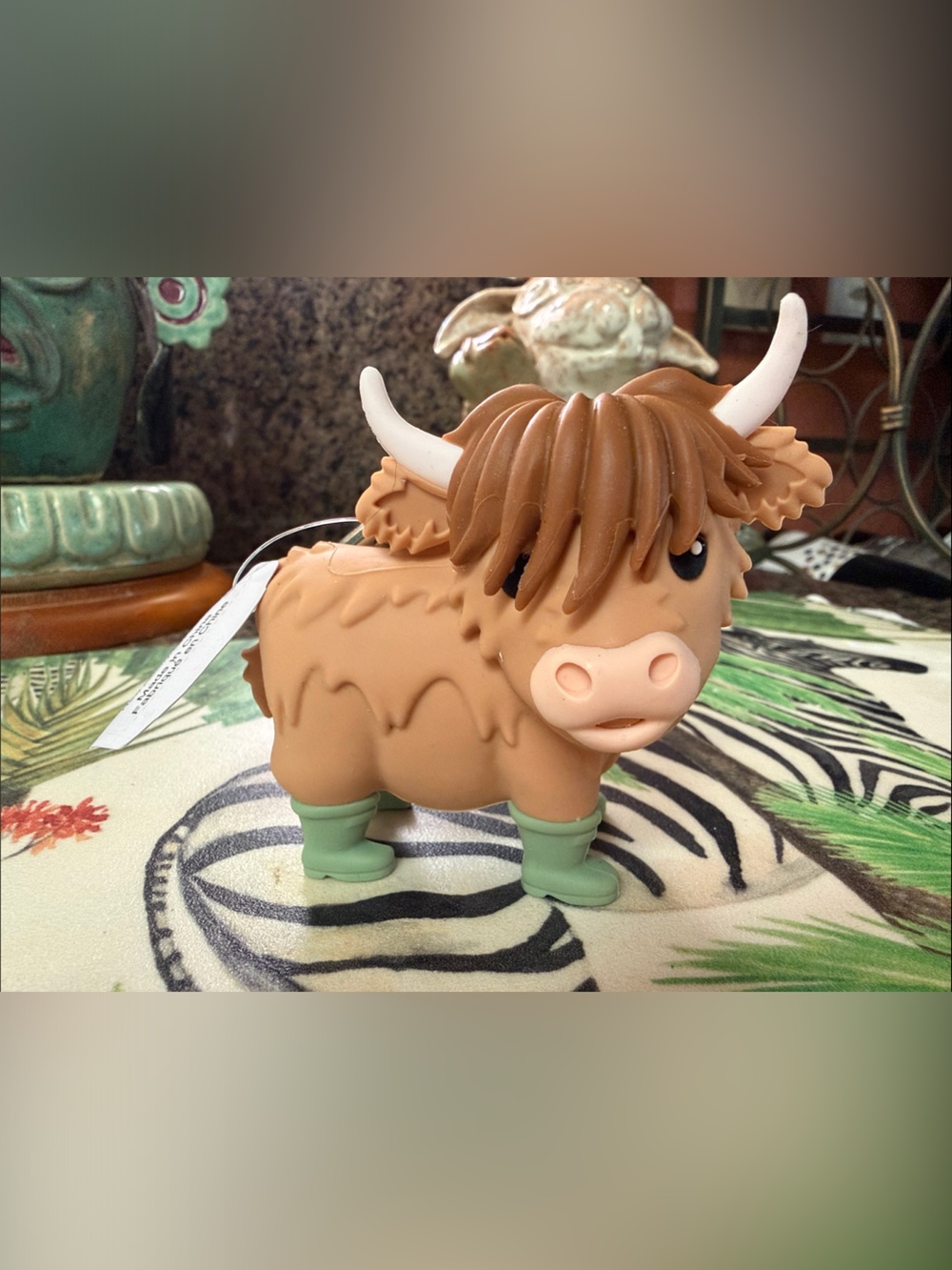 Bath & Body Works Highland Cow Hand Sanitizer Holder NWT